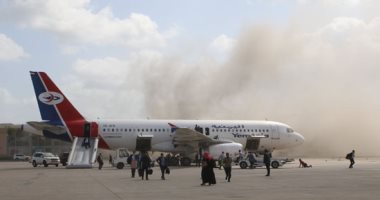 إعادة فتح مطار عدن عقب هجوم صاروخي استهدف أعضاء الحكومة الجديدة