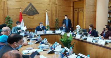 مجلس جامعة بنها يناقش استعدادات امتحانات الفصل الدراسى الأول