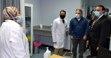 نائب محافظ الأقصر يتفقد متحف التحنيط ومركز تحيا مصر لأمراض الجهاز الهضمى.. صور