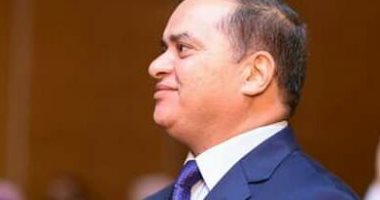 جامعة سوهاج تناقش تفعيل منصات التعليم عن بعد "ميكروسوفت تيمز"