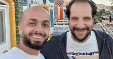 أحمد أمين وأحمد مراد يودعان 2020 من النوبة × 3 صور.. "الصحبة الحلوة"