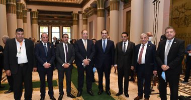 نواب الفردى بـ 5 محافظات يستخرجون كارنيهات العضوية.. وضع "المحليات والأحوال الشخصية" فى مقدمة أولوياتهم بالفصل التشريعى الثانى.. ووزير الصحة الأسبق يؤكد أهمية دور النواب فى دعم الحكومة لمواجهة كورونا