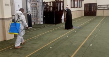 مديريات الأوقاف تواصل حملة تعقيم ونظافة المساجد استعدادا لصلاة الجمعة.. صور