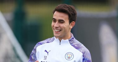 برشلونة ينهي اتفاقه مع جارسيا بطلب من كومان