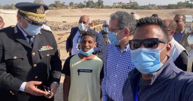 وزير السياحة والآثار يلتقى بالطفل حسن صاحب أشهر فيديو لسائح أردنى بالأقصر