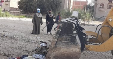 محافظ أسيوط يوجه بالمتابعة المستمرة لإعمال الرصف والنظافة بمراكز المحافظة