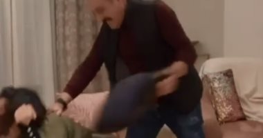 دياب فى وصلة هزار مع زوجته تصل لحد الضرب بسبب الأونلاين شوبينج x فيديو كوميدى