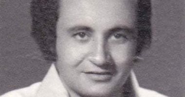 صور نادرة لـ وحيد حامد في مرحلة الشباب