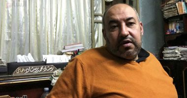 فيديو وصور.. رجل الشهامة بالغربية.. دافع عن فتيات تعرضن للتحرش حتى أصيب بكسر فى القدم 
