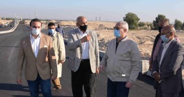 محافظ الأقصر يتابع تنفيذ المشروعات الخدمية والتنموية بمدينة القرنة
