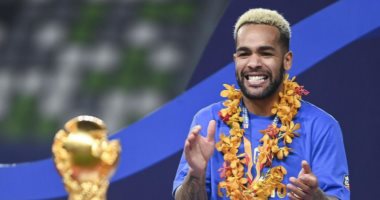 غزوة لجماهير الهلال والنصر على حساب البرازيلي تيكسيرا