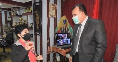 "تعليم المنوفية" تكرم الطالب ممثل مصر فى المسابقة الأفريقية للربوت