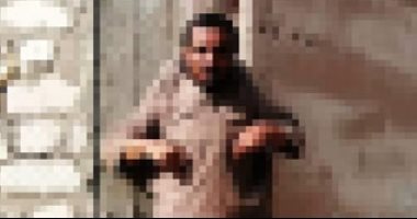 حبس المتهمين بواقعة التنمر على شخص من ذوى القدرات وتعليقه على بوابة بالشرقية