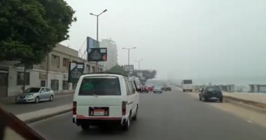 تعرف على حركة السيارات بـ الكورنيش من المؤسسة حتى التحرير