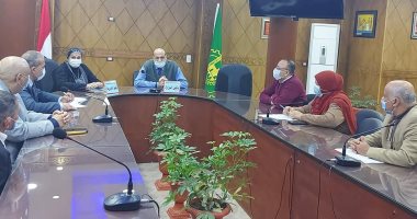 مدير تعليم القليوبية يبحث مشاكل إدارة الخصوص ويعلن زيادة قاعات رياض الأطفال