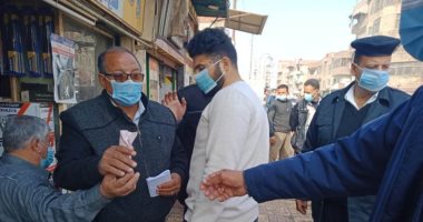 تحرير 402 محضر لعدم إرتداء الكمامة وغلق 354 منشأة بالمنوفية.. صور