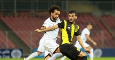 الاتحاد ضد الشباب.. العميد يتأخر 1-0 فى الشوط الأول بحضور حجازى "فيديو"