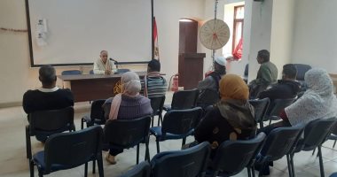 "ثقافة الأقصر" تناقش مواجهة الأديان للتطرف وتحقيق الأمن الغذائى.. صور