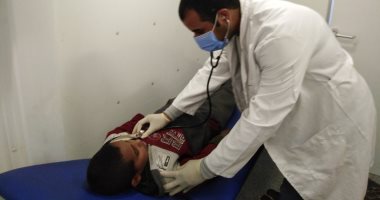 "صحة أسوان" تنظم قافلة طبية للكشف على 2163 مواطناً بالمجان.. صور