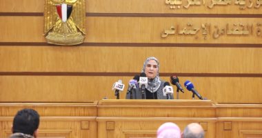 وزيرة التضامن تطلق المرحلة الأولى لمشروع إنشاء منظومة موحدة للأطراف الصناعية.. الوزيرة: الرئيس وجه بدعم غير القادرين.. موازنة مفتوحة لتطوير التصنيع.. وهذه شروط الحصول على الأجهزة مجانا