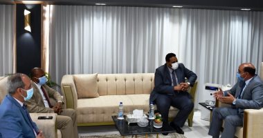 محافظ أسوان يكشف تفاصيل بدء تطوير 68 قرية ضمن مبادرة حياة كريمة