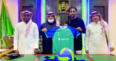 نجل الدعيع يوقع عقدًا لحراسة مرمى الشعلة السعودي لمدة موسمين