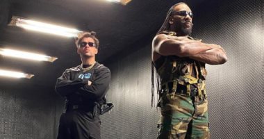 مابيضيعش وقت.. هكذا روج باد بانى لكليبه الأخير "BOOKER T".. صور