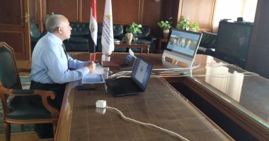 وزراء الزراعة والري والصناعة يبحثون آليات توفير مستلزمات منظومة تحديث الرى