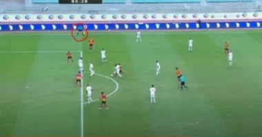 شاهد.. هدف مثير للجدل يحتسبه محمود البنا ويقود الترجي لدور المجموعات