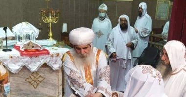 إقامة قداس عيد الميلاد المجيد بمطرانية بنى سويف.. صور