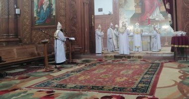 الأنبا إبرام يترأس قداس عيد الميلاد فى الفيوم