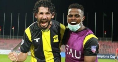 حجازى يحتفل بتأهل الاتحاد لنهائى البطولة العربية وآل طلال يحسم مشاركته