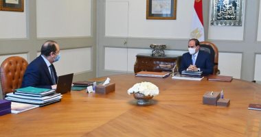 السيسى يستعرض مع رئيس المخابرات العامة التطورات الخاصة بملفات الأمن القومى