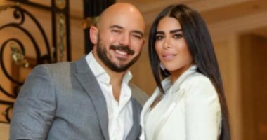 محمود العسيلى احتفالا بعيد زواجه: "زوجتى اللذيذة كل عام وأنتى بطاطستى"