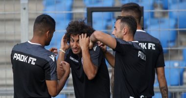 في ظهوره الأول.. عمرو وردة يسجل في خسارة باوك أمام أتروميتوس 3-2