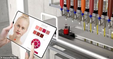 تطوير ذكاء اصطناعى يختار ألوان المكياج المناسبة ما بين 2000 خيار