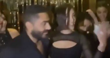تامر حسنى يرقص مع زوجته بسمة بوسيل على أغنية la casa de papel.. فيديو وصور