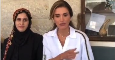 بساطة ورقى..الملكة رانيا فى منزل أسرة أردنية بسيطة.. وأصالة: متواضعة.. فيديو