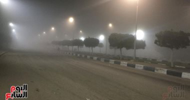 المرور يعيد فتح طريق أسيوط الغربى بعد تلاشى الشبورة الكثيفة