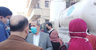 "اختناق مافيا الهواء".. مباحث التموين تحكم قبضتها على محتكرى أسطوانات الأكسجين.. حملات بالمحافظات لضبط بائعى التنكات بالسوق السوداء.. ضبط 670 أسطوانة بكفر الشيخ.. و50 بحوزة صاحب ورشة صيانة سيارات بالقليوبية