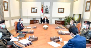 الرئيس يستعرض منظومة شبكة الاتصالات الفضائية الخاصة بالدولة والاستخدامات المستقبلية لـ"طيبة-1" وتطورات مشروع الشبكة الحكومية الموحدة لربط الجهاز الإدارى للدولة.. ويوجه بالاستغلال الأمثل لتطبيقات القمر الصناعى