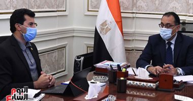 وزير الشباب يعرض على مجلس الوزراء مجريات تنظيم بطولة العالم لكرة اليد للرجال