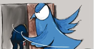 عصفور "تويتر" يطرد ترامب فى كاريكاتير إماراتى