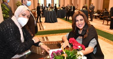 النائبة دينا عبد الكريم عقب استخراج كارنيه العضوية: الملف الإعلامى أولوية