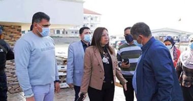 محافظ دمياط توجه بإزالة مخالفة تعد بشارع 20 وتشدد على فتح الشوارع الفرعية.. صور