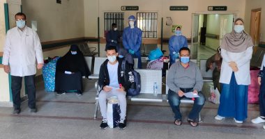 تعافى وخروج 5 حالات كورونا جدد من مستشفى قفط التعليمى بقنا
