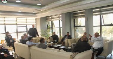 اتحاد الكرة يرفع الدعم المالي لقدامى اللاعبين إلى 100 ألف جنيه