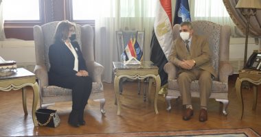 رئيس هيئة قناة السويس يلتقى أعضاء مجلسى النواب والشيوخ بالإسماعيلية.. صور