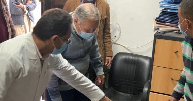 متطوعون من جامعة الزقازيق يقدمون أجهزة ومساعدات طبية لمستشفى العريش 