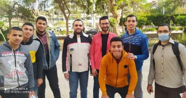 حناجر ذهبية.. مجموعة شباب جمعتهم عذوبة الصوت بالتواشيح والابتهالات.. فيديو